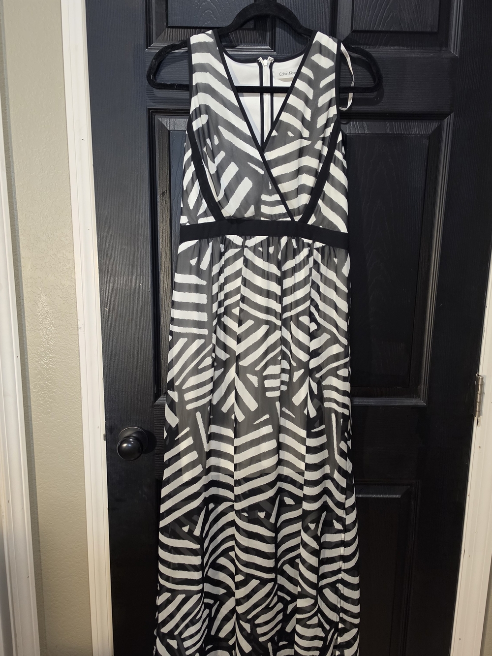 Calvin Klein Black & White Zebra-Print V-Neck Maxi Dress